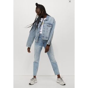 H&M Mom High Ankle Jeans - size 8